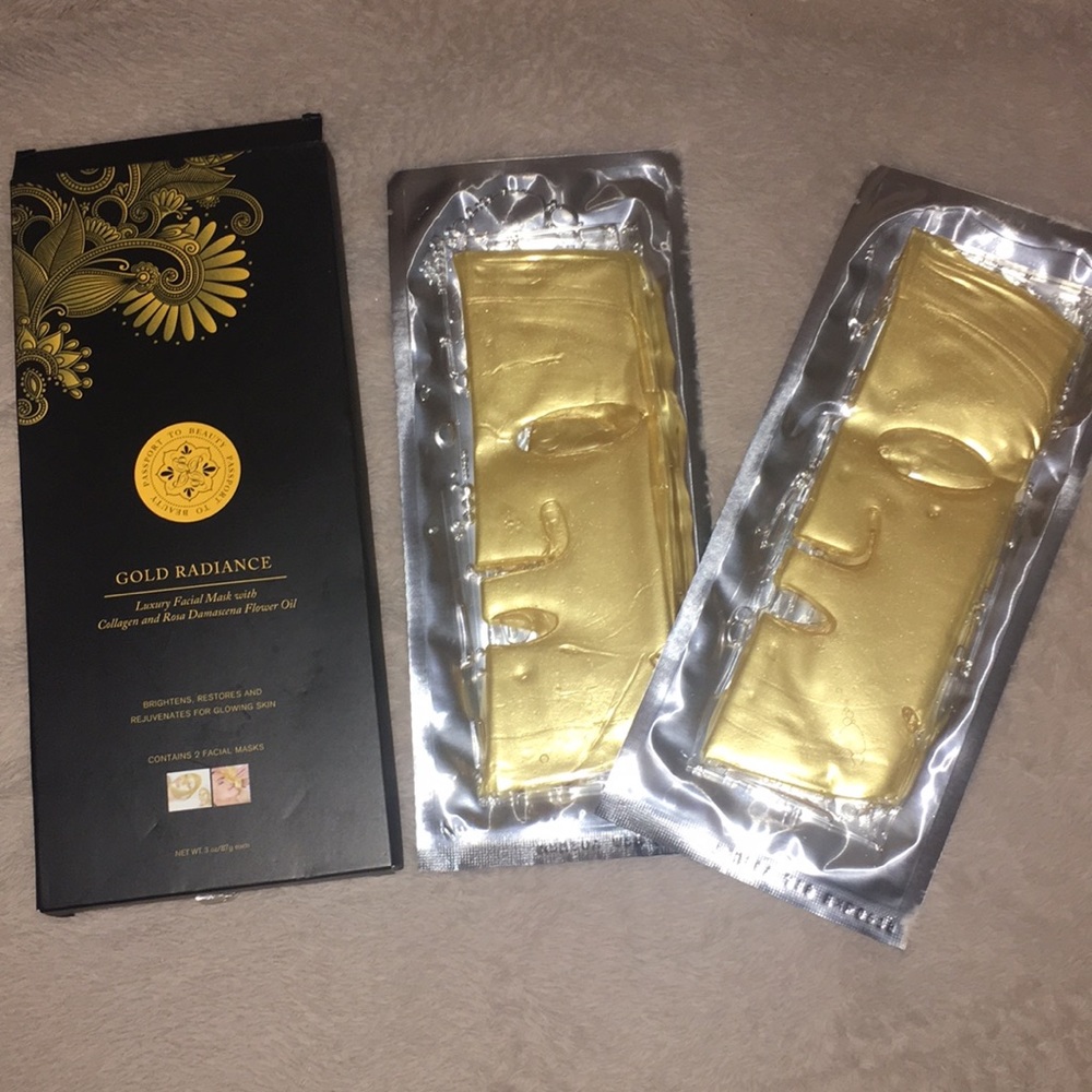 Gold Radiance Luxury facial mask